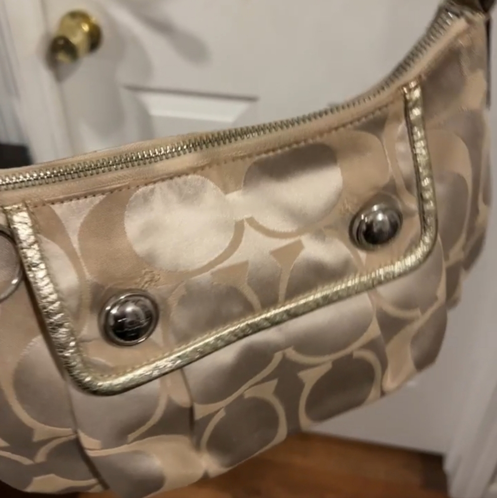 Coach Gold and Tan Shoulder Bag with the Signature C Pattern - Picture 3 of 7
